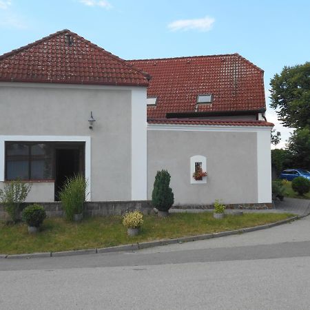 Apartman Pod Hradem Sobeslav Exterior photo